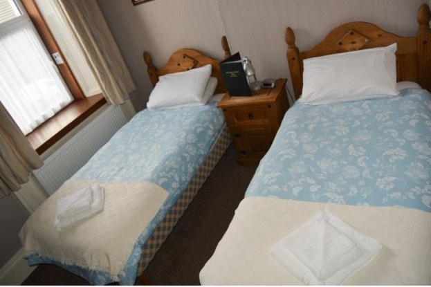 וויק Queens Hotel מראה חיצוני תמונה
